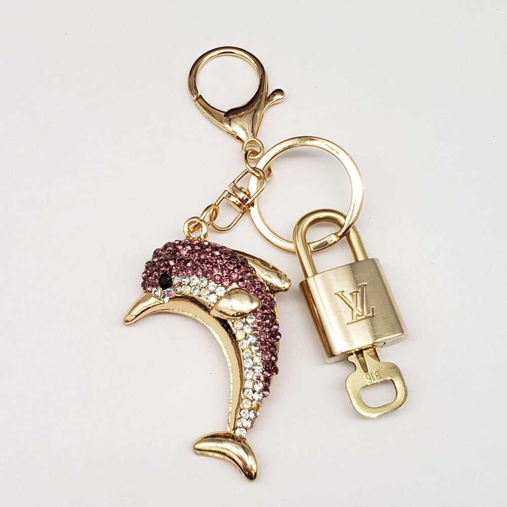 Louis Vuitton Gold Lock 🔑 Authentic LV Padlock + Bag Unbranded Dolphin Charm
